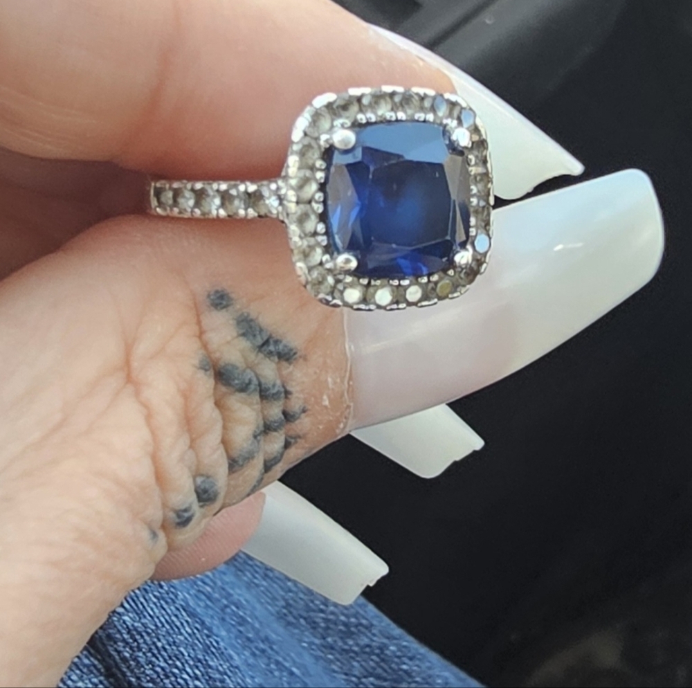 Sz 7 Elegant Cushion Cut Blue Sapphire & CZ Diamond Ring